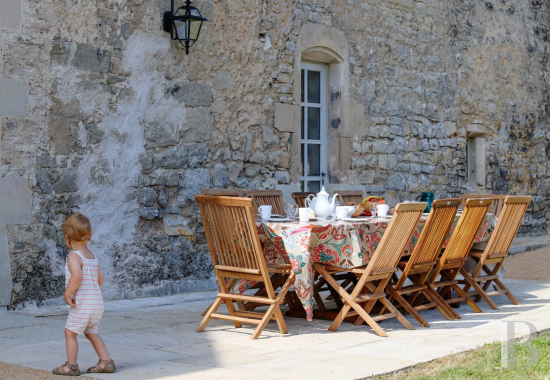 A well preserved and fully restored family chateau in Castanet, Tarn-et-Garonne - photo  n°4
